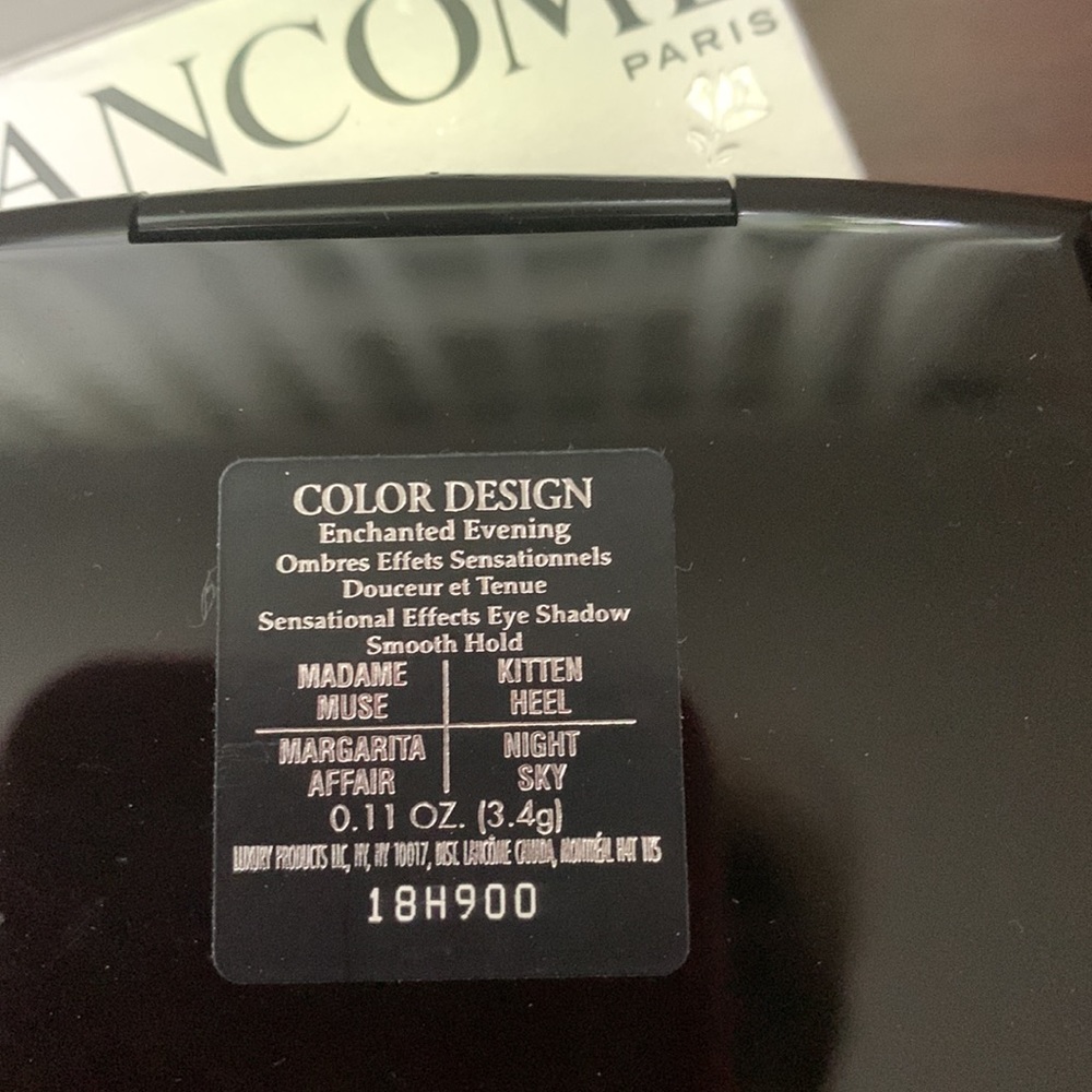 Eye shadow - Picture 7 of 7